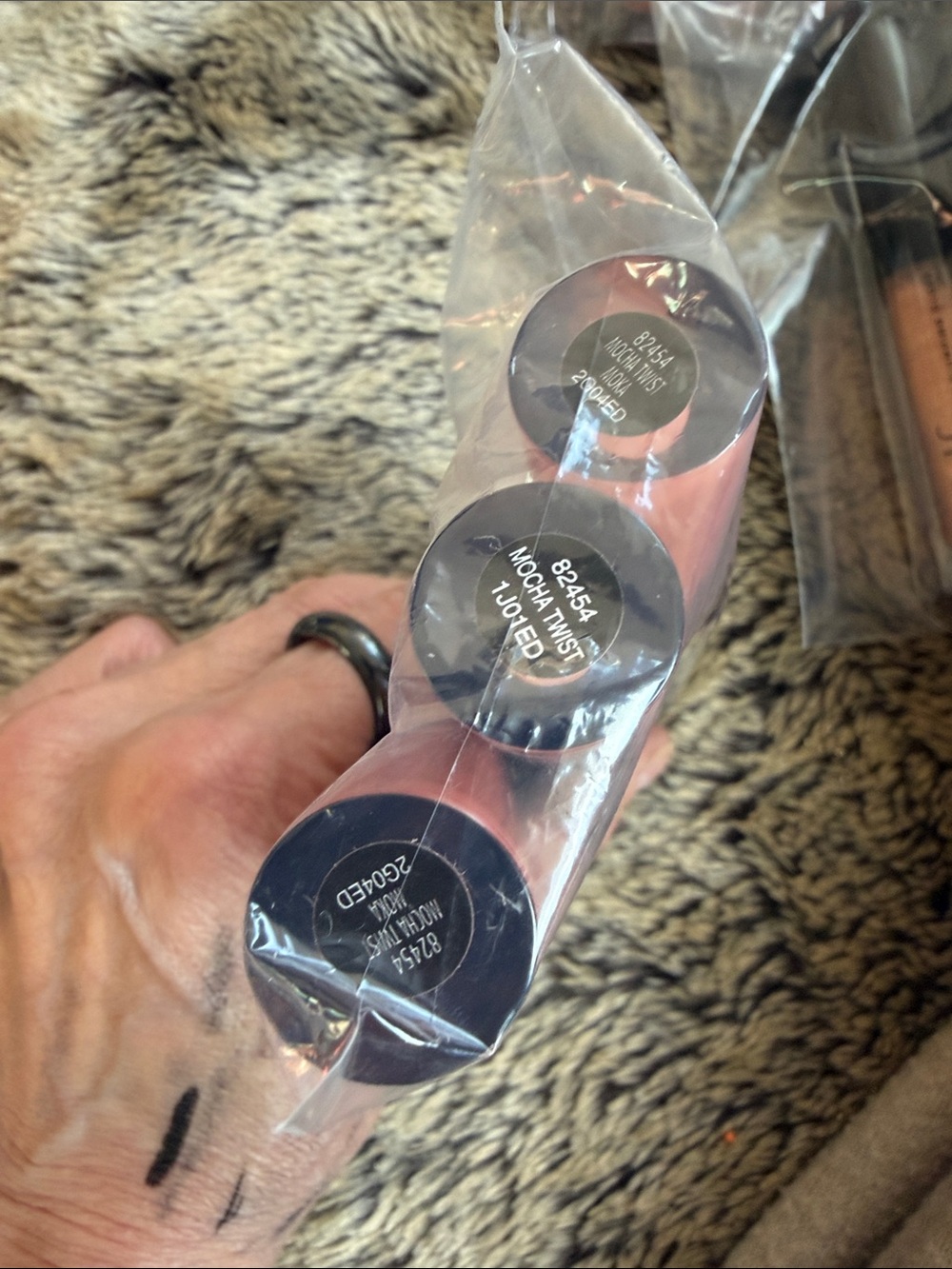e.l.f. Lip Plumping Gloss set of three in Mocha Twist NEW - Picture 2 of 2